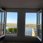 Baie'lle Vue Holiday home *